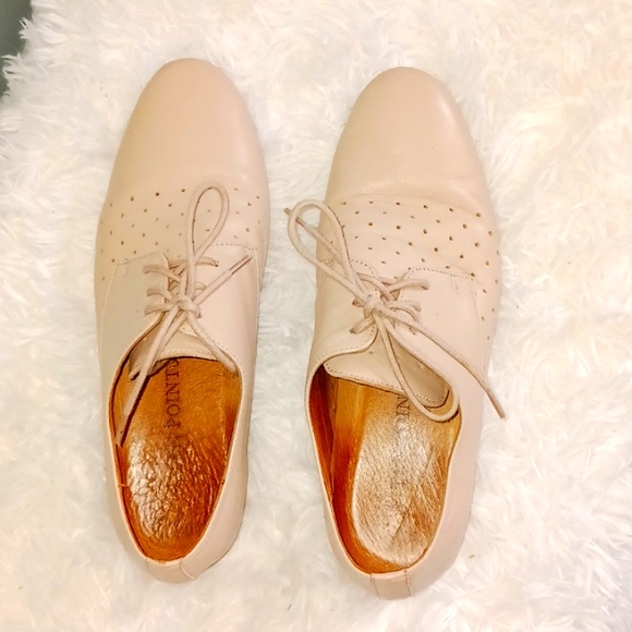 Light pink soft leather oxfords - Picture 2 of 6